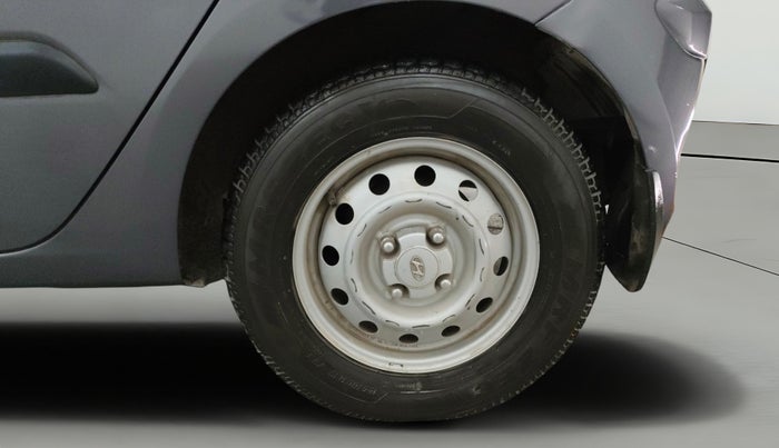 2016 Hyundai i10 MAGNA 1.1, Petrol, Manual, 40,772 km, Left Rear Wheel