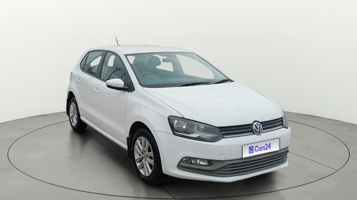 2016 Volkswagen Polo COMFORTLINE 1.2L, Petrol, Manual, 67,356 km, Right Front Diagonal
