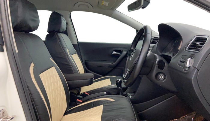 2021 Volkswagen Polo HIGHLINE PLUS 1.0, Petrol, Manual, 79,136 km, Right Side Front Door Cabin
