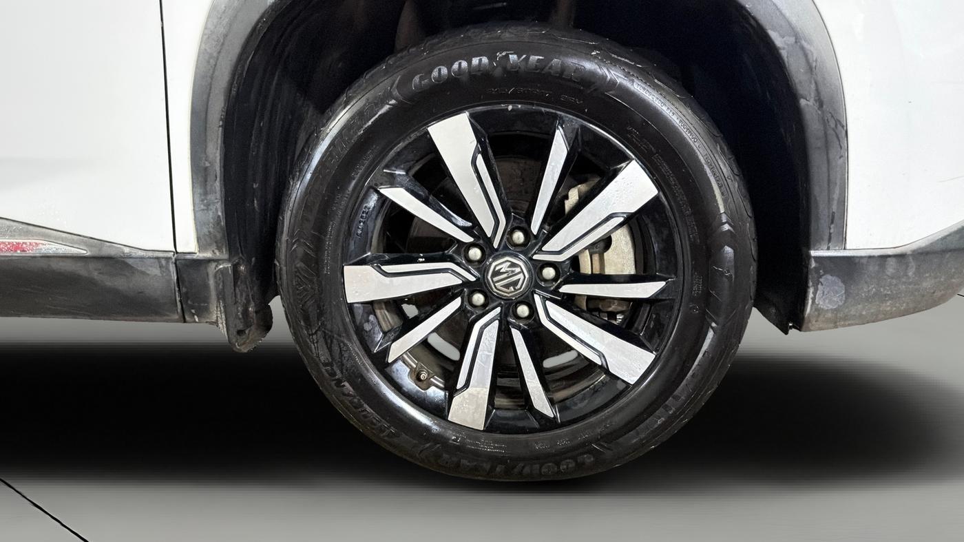 2019 MG HECTOR SHARP 1.5 DCT PETROL, Petrol, Automatic, 83,588 km, Right Front Wheel