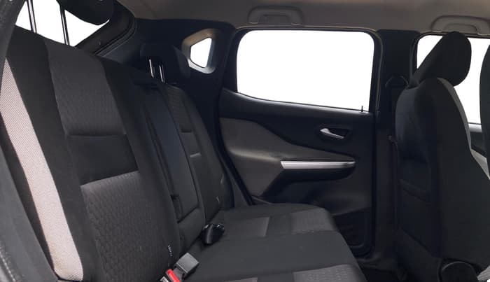 2021 Nissan MAGNITE XV TURBO CVT, Petrol, Automatic, 18,496 km, Right Side Rear Door Cabin
