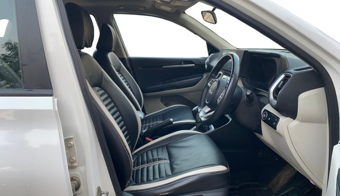 2021 KIA SONET HTX 1.0 IMT, Petrol, Manual, 29,512 km, Right Side Front Door Cabin