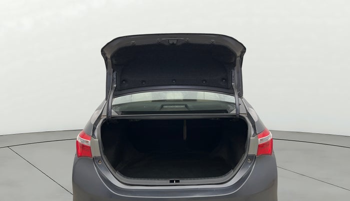 2015 Toyota Corolla Altis VL CVT PETROL, Petrol, Automatic, 63,700 km, Boot Door Open