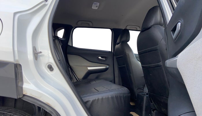 2023 Nissan MAGNITE XV TURBO, Petrol, Manual, 24,524 km, Right Side Rear Door Cabin