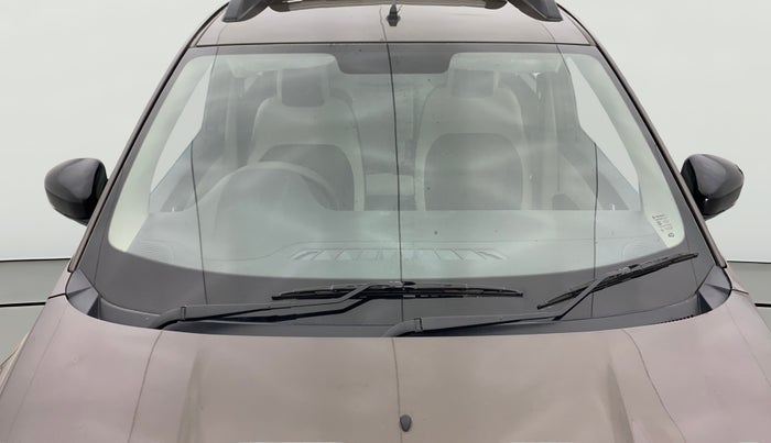 2022 Renault TRIBER RXZ, Petrol, Manual, 36,002 km, Front Windshield