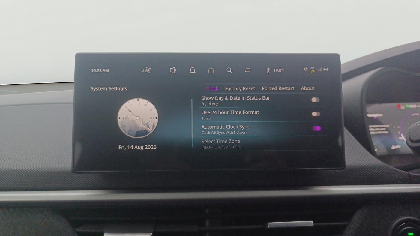 2023 Tata NEXON FEARLESS PURPLE + SUNROOF DUAL TONE 1.2 PETROL, Petrol, Manual, 25,480 km, Air Conditioner