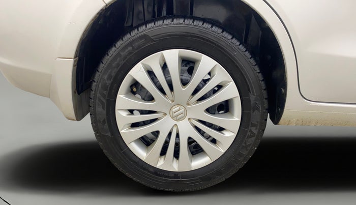 2014 Maruti Ertiga VDI, Diesel, Manual, 98,831 km, Right Rear Wheel