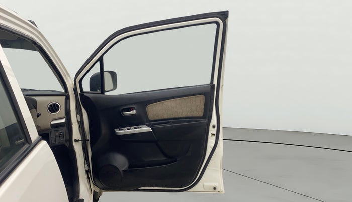 2013 Maruti Wagon R 1.0 VXI, Petrol, Manual, 24,304 km, RHS Front Door