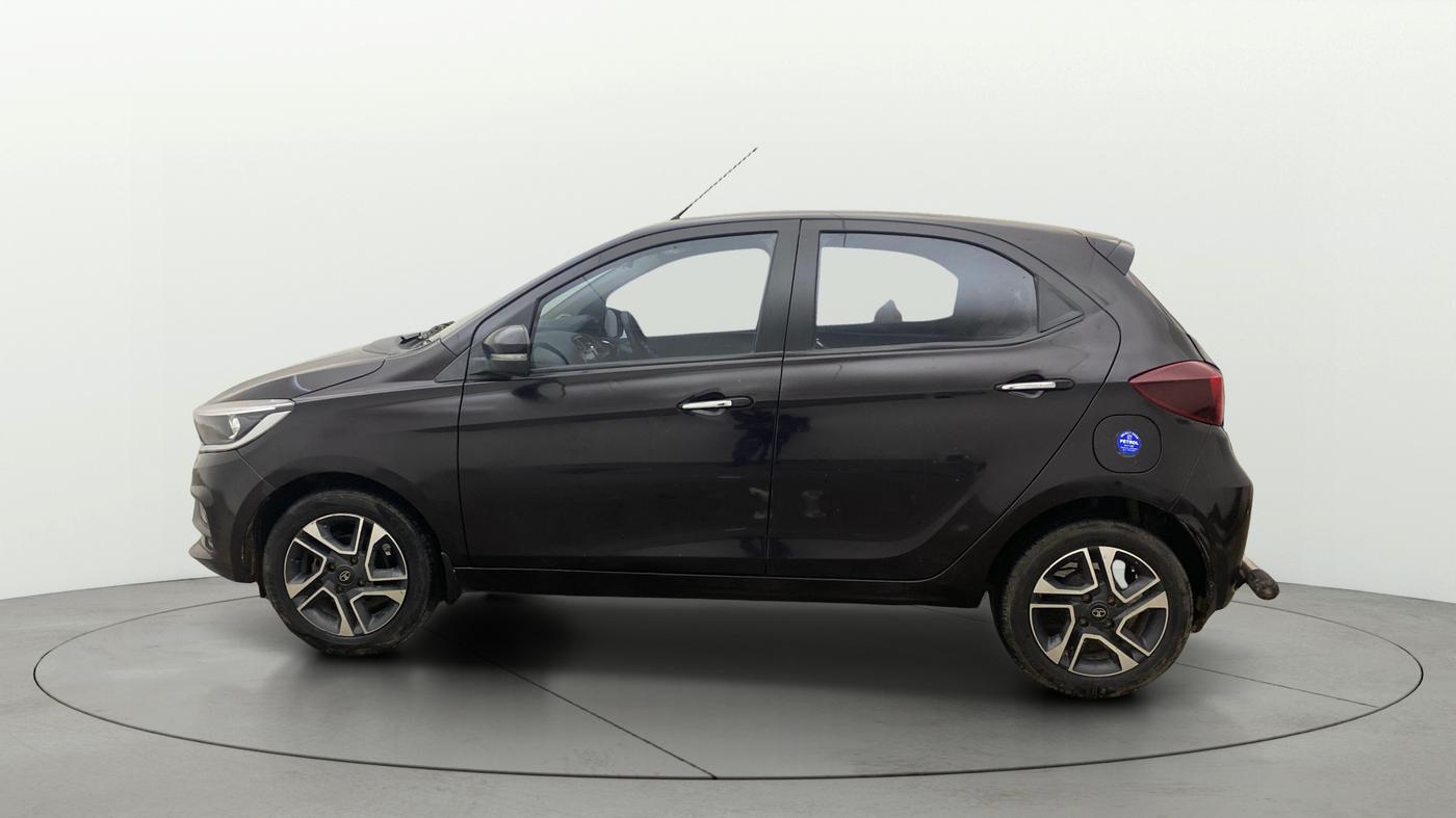 2022 Tata Tiago XZA PLUS PETROL, Petrol, Automatic, 62,477 km, Left Side
