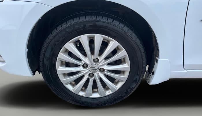2018 Maruti Ciaz ZETA AT 1.5  SHVS PETROL, Petrol, Automatic, 93,414 km, Left Front Wheel