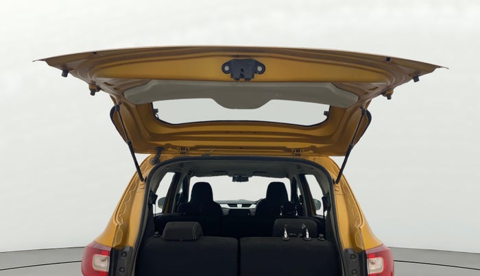 2019 Renault TRIBER RXZ, Petrol, Manual, 81,825 km, Boot Door Open