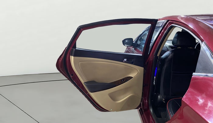 2014 Hyundai Verna FLUIDIC 1.6 VTVT SX, Petrol, Manual, 82,833 km, LHS Rear Door