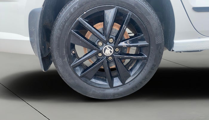 2021 Skoda Rapid 1.0 AMBITION TSI MT, Petrol, Manual, 39,688 km, Right Rear Wheel