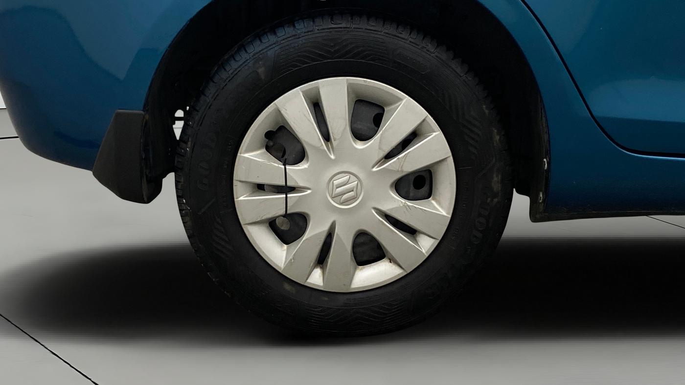 2014 Maruti Swift Dzire VXI, Petrol, Manual, 69,064 km, Right Rear Wheel