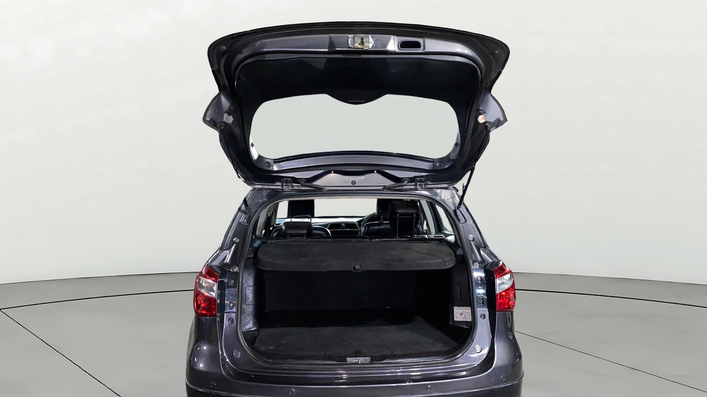 2016 Maruti S Cross ALPHA 1.3, Diesel, Manual, 76,018 km, Boot Open Zoomed View