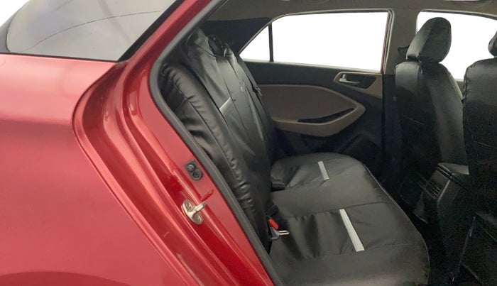 2019 Hyundai Elite i20 SPORTZ PLUS 1.2, Petrol, Manual, 32,042 km, Right Side Rear Door Cabin