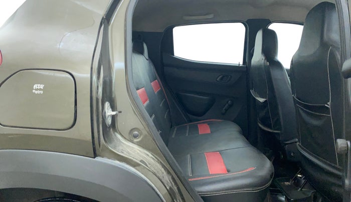 2018 Renault Kwid RXL, Petrol, Manual, 1,13,041 km, Right Side Rear Door Cabin