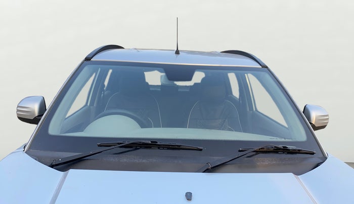 2017 Mahindra Kuv100 K8 5 STR, Petrol, Manual, 22,861 km, Front Windshield