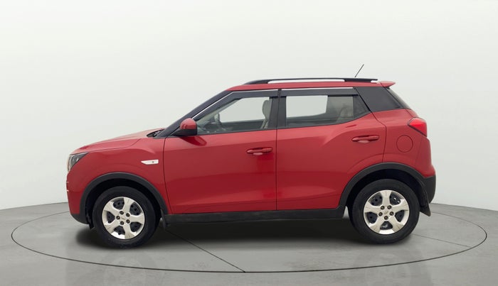2021 Mahindra XUV300 W6 1.2 PETROL AMT, Petrol, Automatic, 47,970 km, Left Side