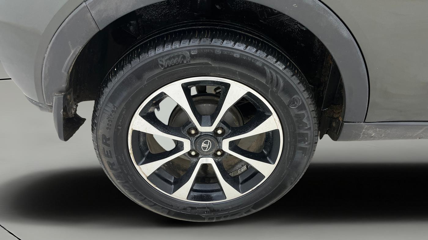 2021 Tata NEXON XZA PLUS DIESEL, Diesel, Automatic, 75,535 km, Right Rear Wheel