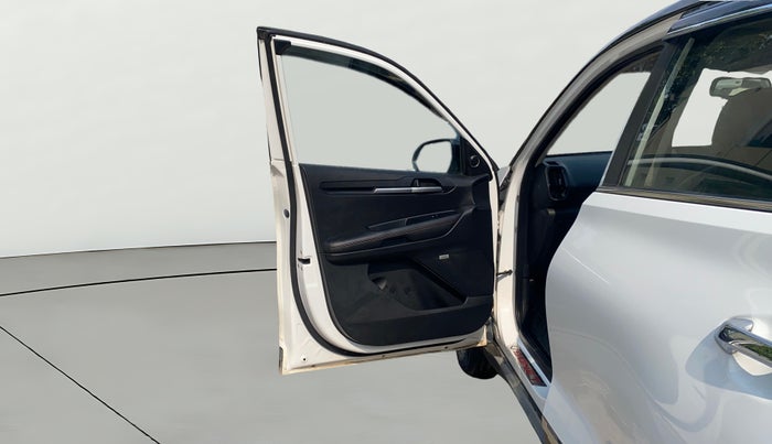 2021 KIA SONET GTX PLUS 1.0 IMT DUAL TONE, Petrol, Manual, 44,847 km, LHS Front Door