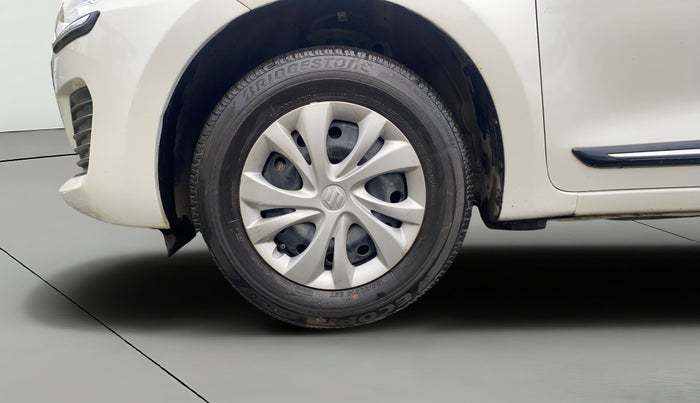 2023 Maruti Swift VXI, Petrol, Manual, 24,704 km, Left Front Wheel