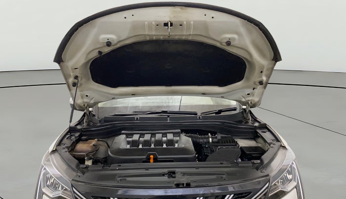 2021 Mahindra XUV700 AX 7 P AT 7 STR, Petrol, Automatic, 60,237 km, Open Bonet