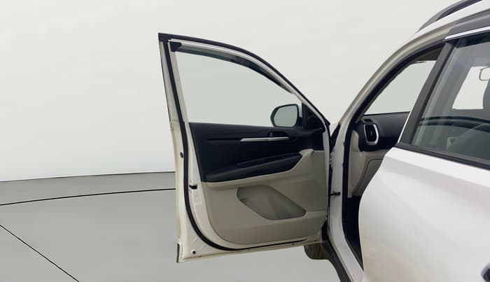 2020 KIA SONET HTX 1.5, Diesel, Manual, 90,574 km, LHS Front Door