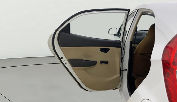 2015 Hyundai Eon ERA +, Petrol, Manual, 69,409 km, LHS Rear Door