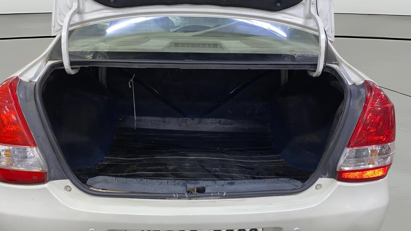 2014 Toyota Etios VX, Petrol, Manual, 1,42,143 km, Boot Open Zoomed View