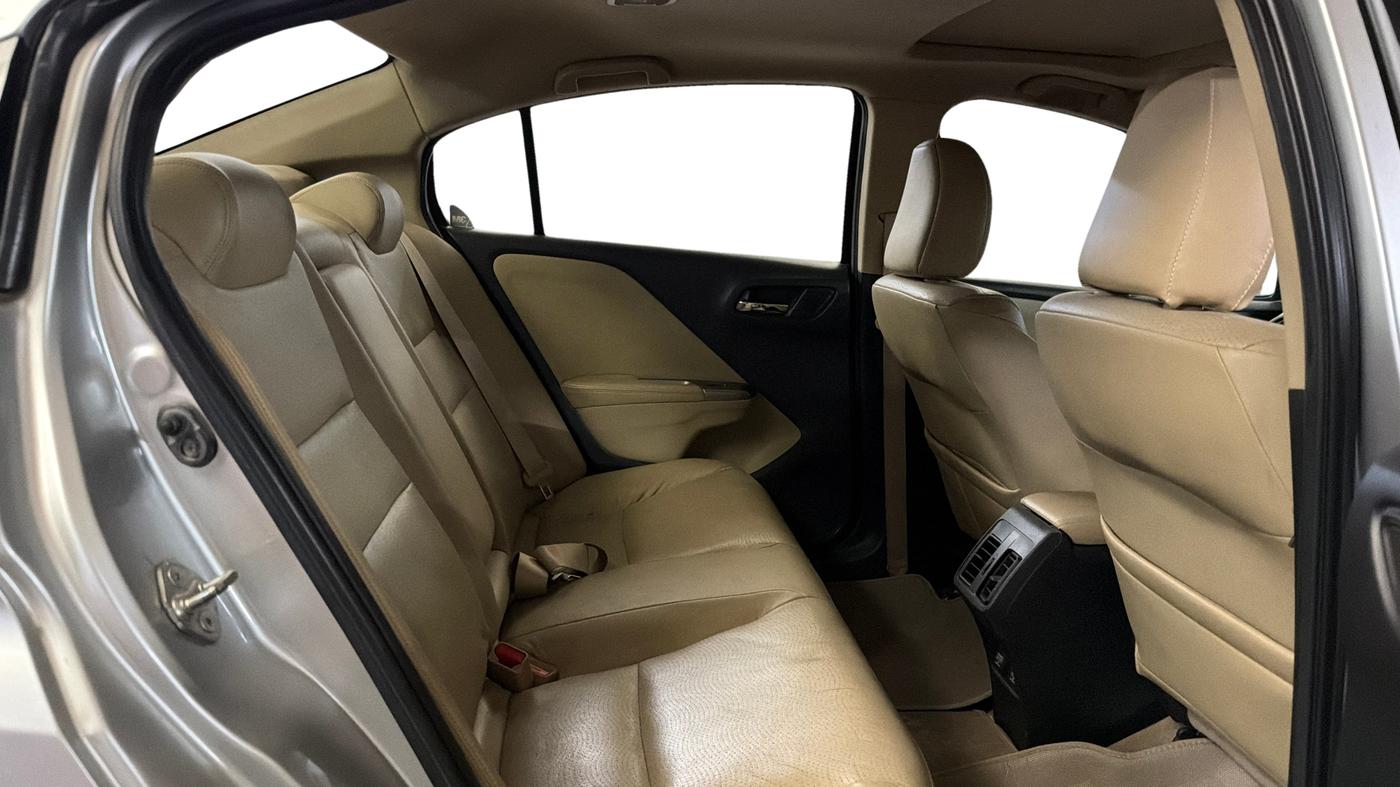 2015 Honda City 1.5L I-VTEC VX CVT, Petrol, Automatic, 71,638 km, Right Side Rear Door Cabin