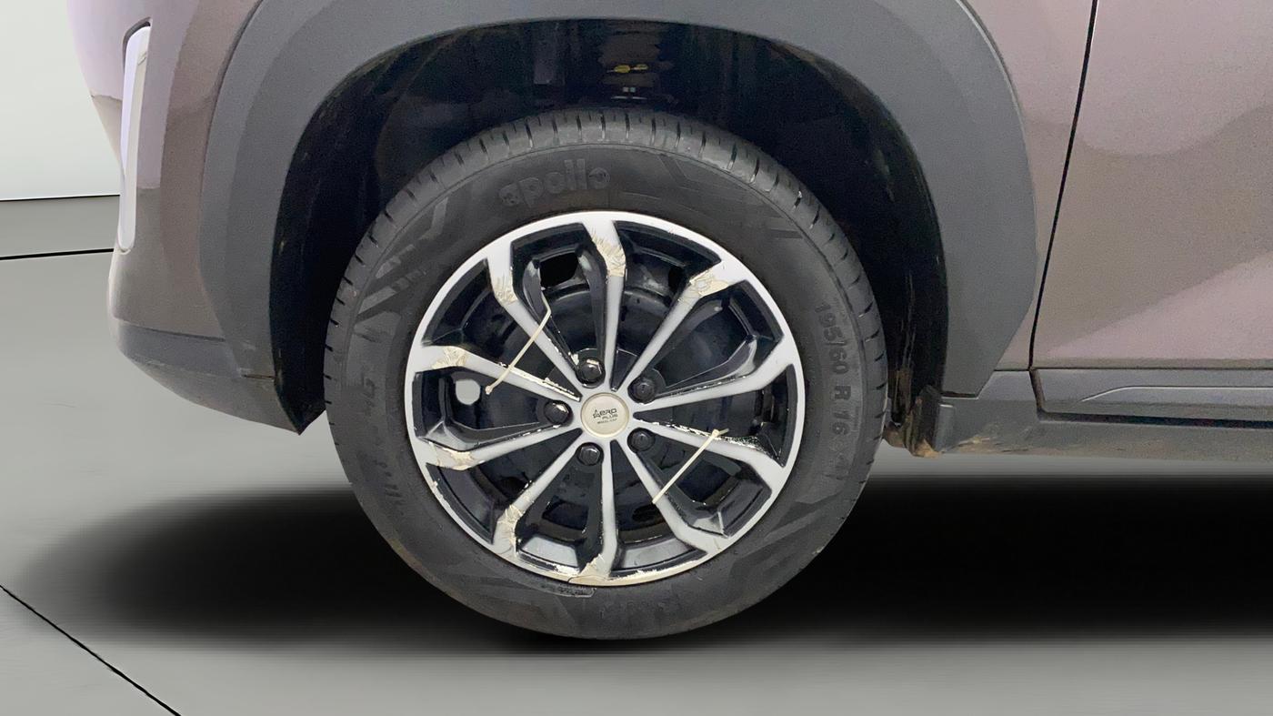 2021 Nissan MAGNITE XL, Petrol, Manual, 64,448 km, Left Front Wheel