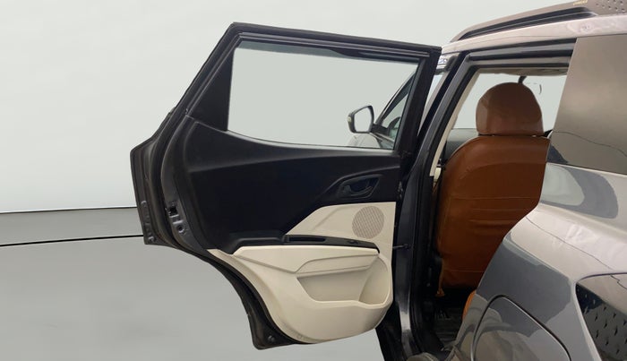 2024 Mahindra XUV 3XO MX3 1.5 Turbo Diesel Autoshift Plus, Diesel, Automatic, 14,405 km, LHS Rear Door
