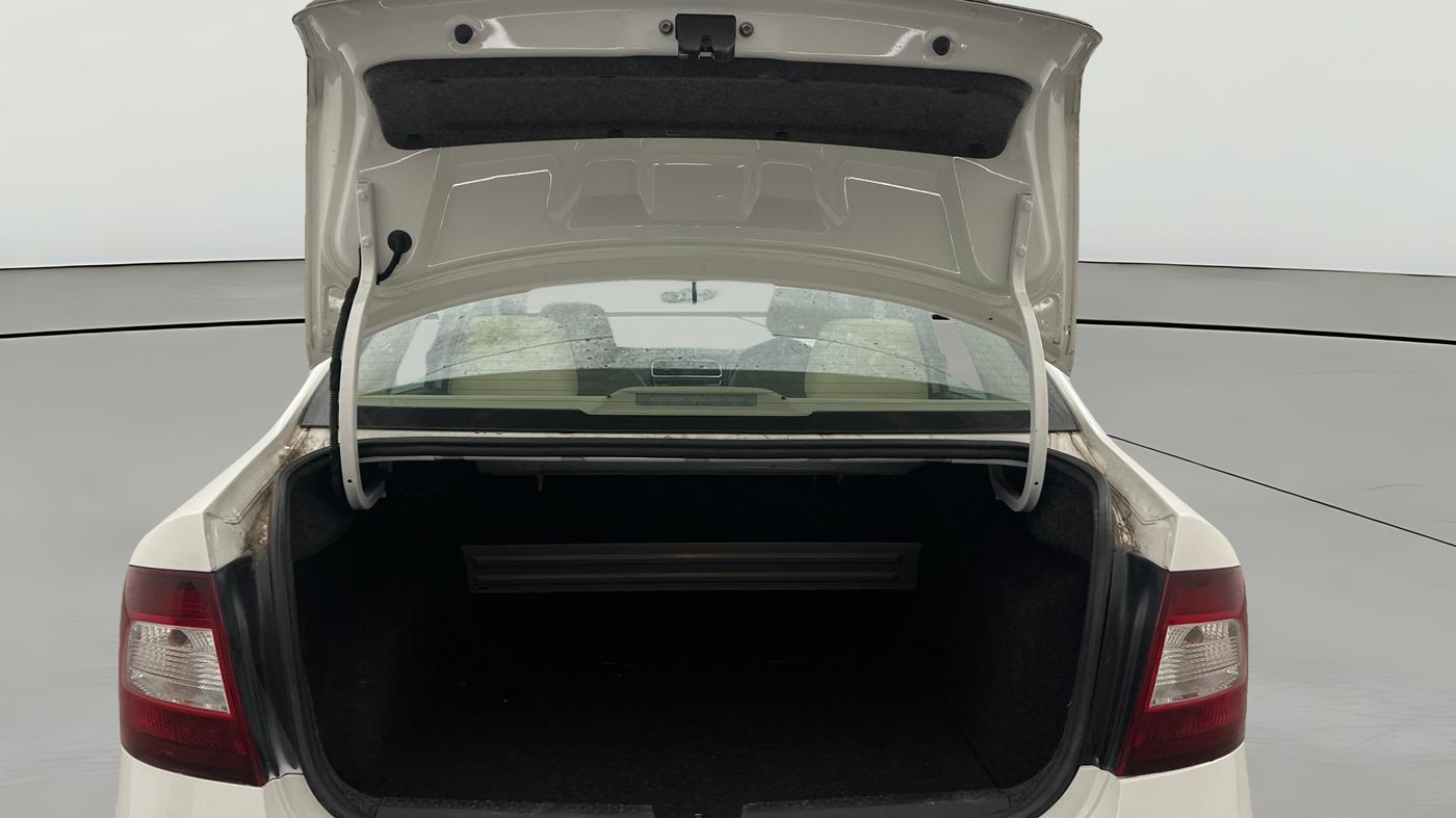2020 Skoda Rapid STYLE TSI, Petrol, Manual, 55,442 km, Boot Open Zoomed View