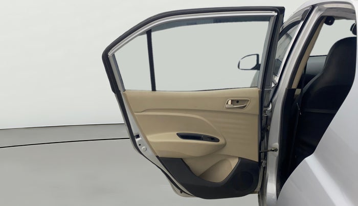 2019 Hyundai NEW SANTRO MAGNA, Petrol, Manual, 70,196 km, LHS Rear Door