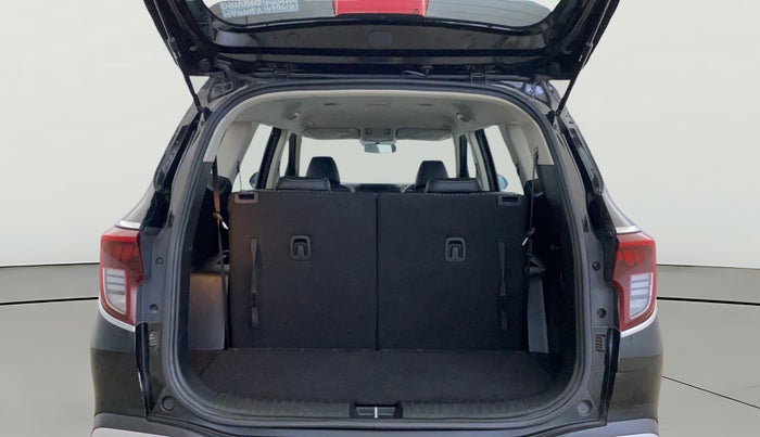 2022 KIA CARENS PRESTIGE PLUS 1.4 PETROL 7 STR, Petrol, Manual, 21,215 km, Boot Open Zoomed View