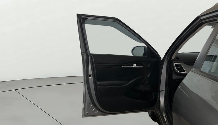 2019 KIA SELTOS HTK PLUS 1.5, Petrol, Manual, 36,269 km, LHS Front Door