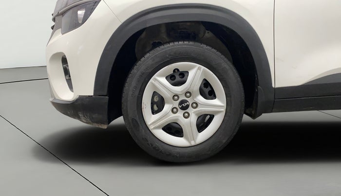 2023 KIA SELTOS  HTK 1.5 PETROL MT, Petrol, Manual, 20,556 km, Left Front Wheel