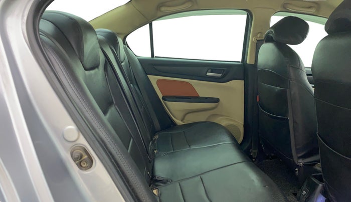 2018 Honda Amaze 1.2L I-VTEC V, CNG, Manual, 1,03,029 km, Right Side Rear Door Cabin