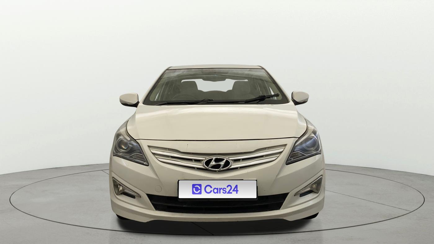 2015 Hyundai Verna FLUIDIC 4S 1.6 VTVT S, CNG, Manual, 71,680 km, Front