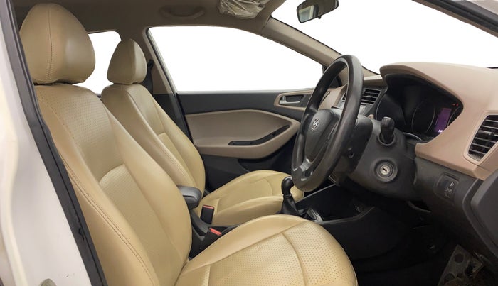 2018 Hyundai Elite i20 MAGNA EXECUTIVE 1.2, Petrol, Manual, 84,855 km, Right Side Front Door Cabin