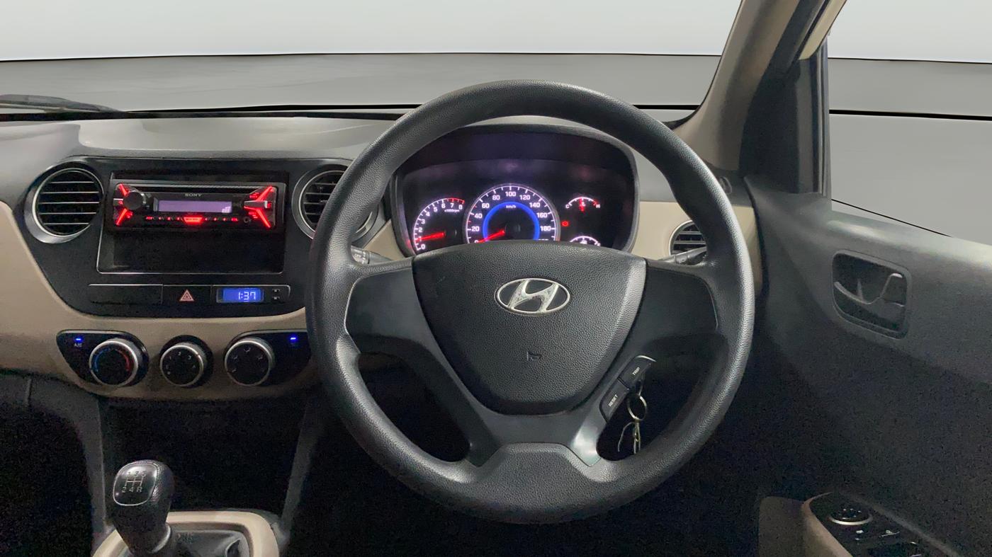2015 Hyundai Grand i10 MAGNA 1.2 KAPPA VTVT, Petrol, Manual, 31,752 km, Steering Wheel Close Up