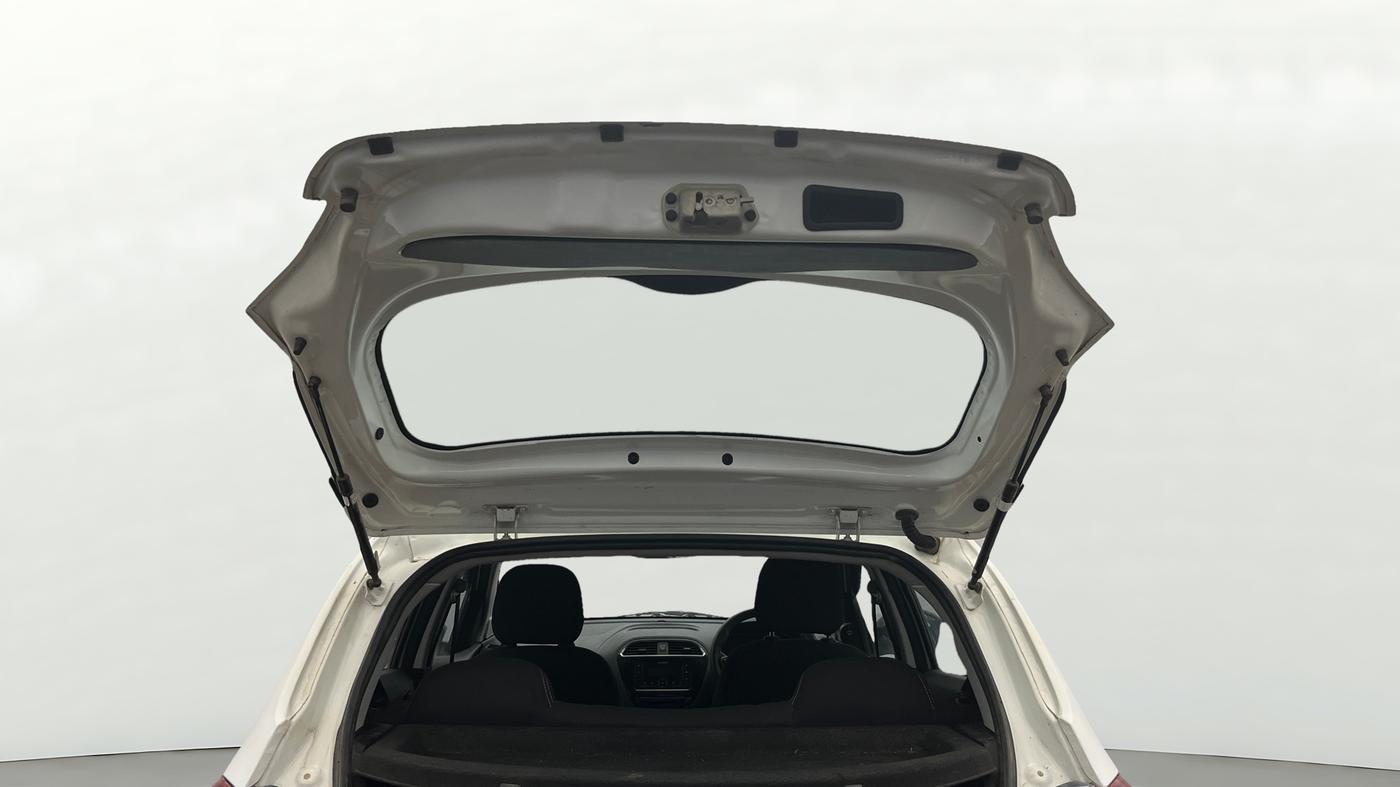 2022 Tata Tiago XT PETROL, Petrol, Manual, 31,544 km, Boot Door Open