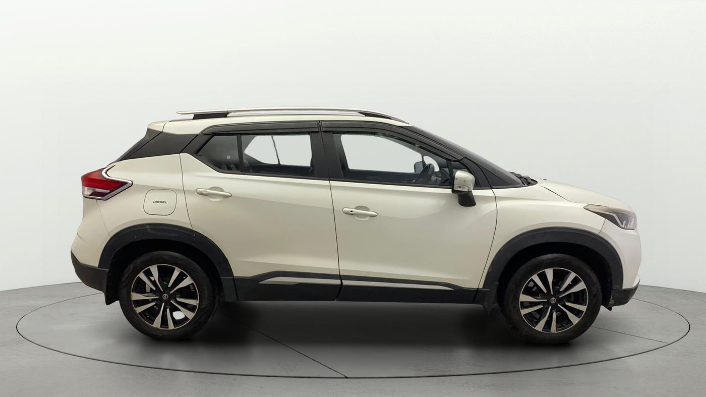 2019 Nissan Kicks XV PREMIUM (O) DIESEL, Diesel, Manual, 1,11,753 km, Right Side View