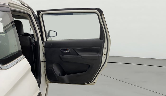 2021 Maruti XL6 ALPHA MT, Petrol, Manual, 72,457 km, RHS Rear Door