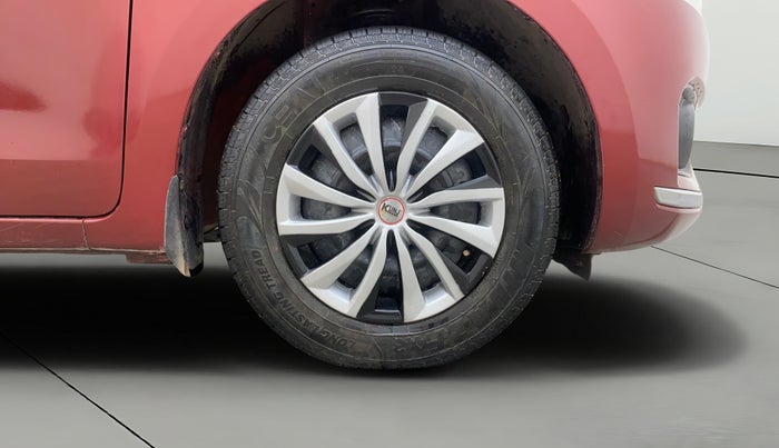 2018 Maruti Dzire VXI AMT, Petrol, Automatic, 97,595 km, Right Front Wheel