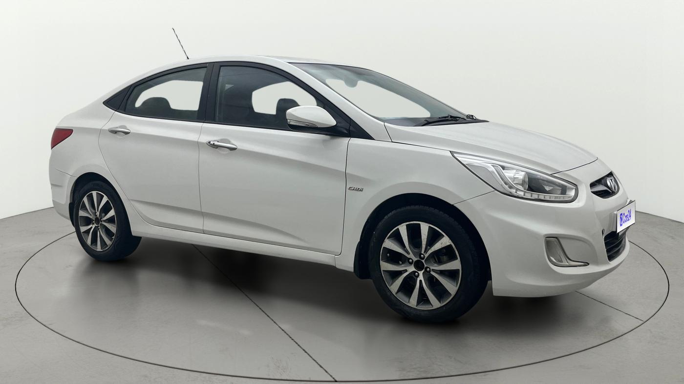 2014 Hyundai Verna FLUIDIC 1.6 CRDI SX OPT, Diesel, Manual, 81,619 km, Right Front Diagonal