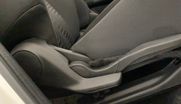 2019 Maruti Swift VXI, Petrol, Manual, 27,718 km, Driver Side Adjustment Panel