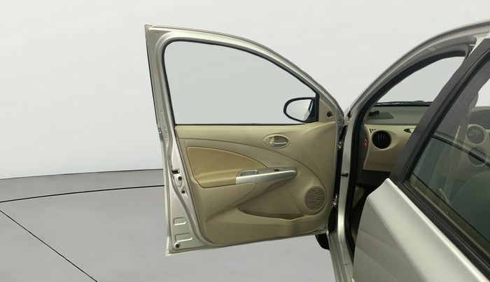 2013 Toyota Etios G, Petrol, Manual, 48,919 km, LHS Front Door