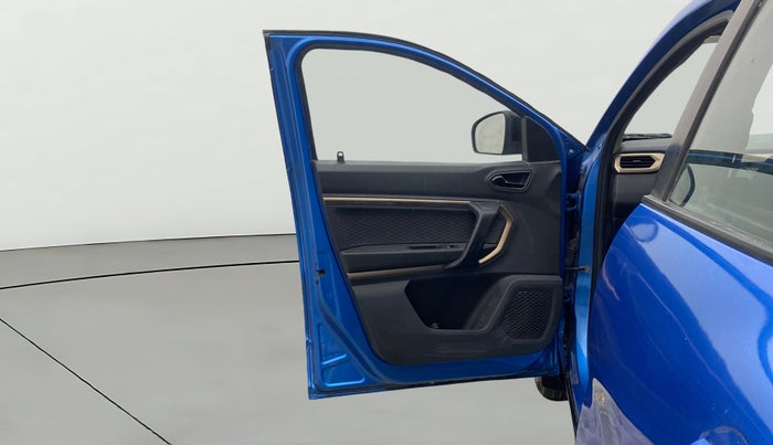 2021 Renault Kiger RXT (O) AMT, Petrol, Automatic, 32,409 km, LHS Front Door